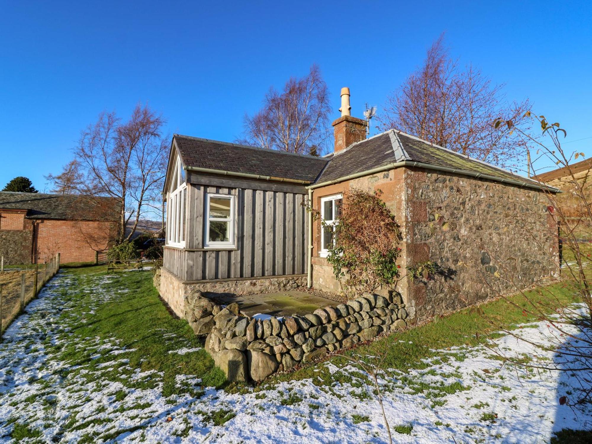Villa The Bothy Kirriemuir Esterno foto